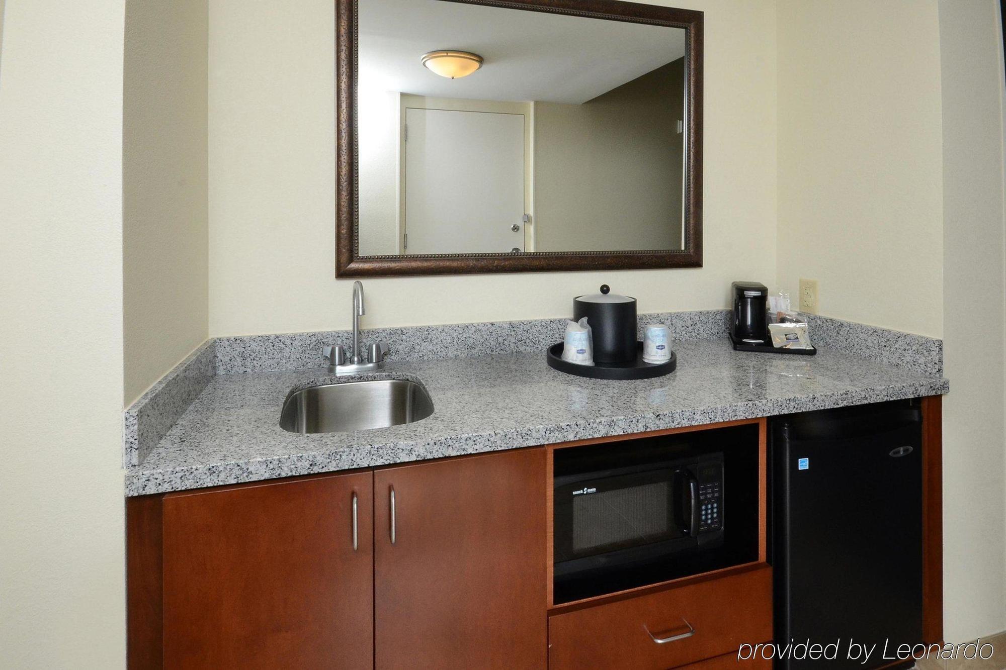 Hotel Hampton Inn&suites